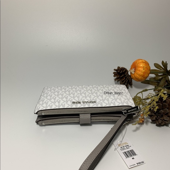 Michael Kors Bedford Large Duffle Satchel & Wallet - Picture 13 of 15